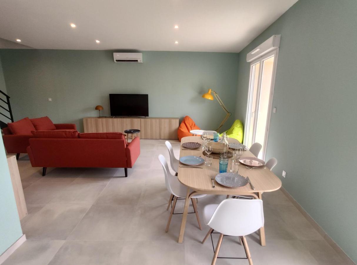 Colormix 3 Etoiles - 95M2 Plein Centre - Ensoleille Climatise Apartment Meze Bagian luar foto